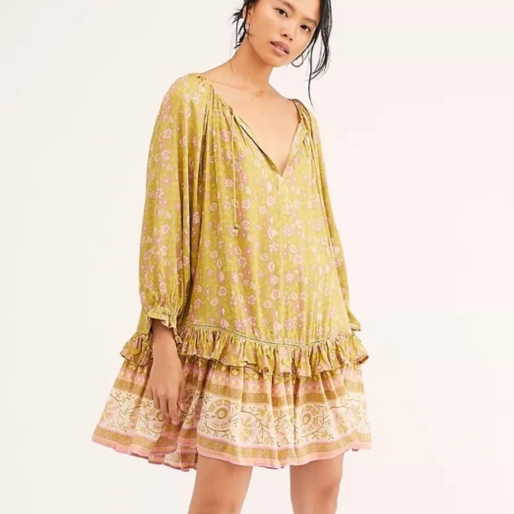 Spell & Gypsy Dahlia tunic dress mini floral - Picture 2 of 7